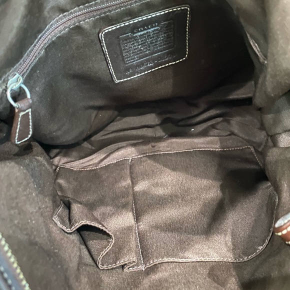 Authentic Signature Coach Canvas Handbag - Picture 6 of 9